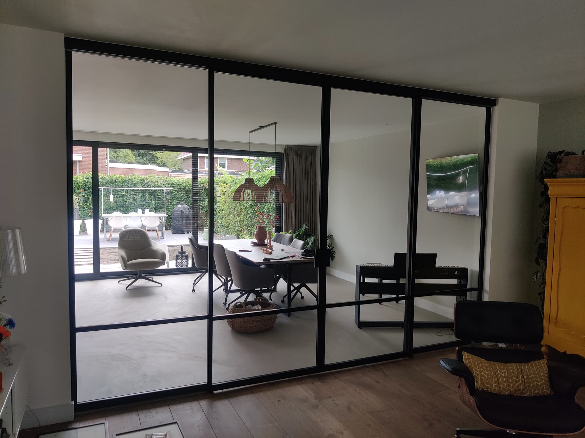 Stalen Binnenpui met Softclose Schuifdeuren