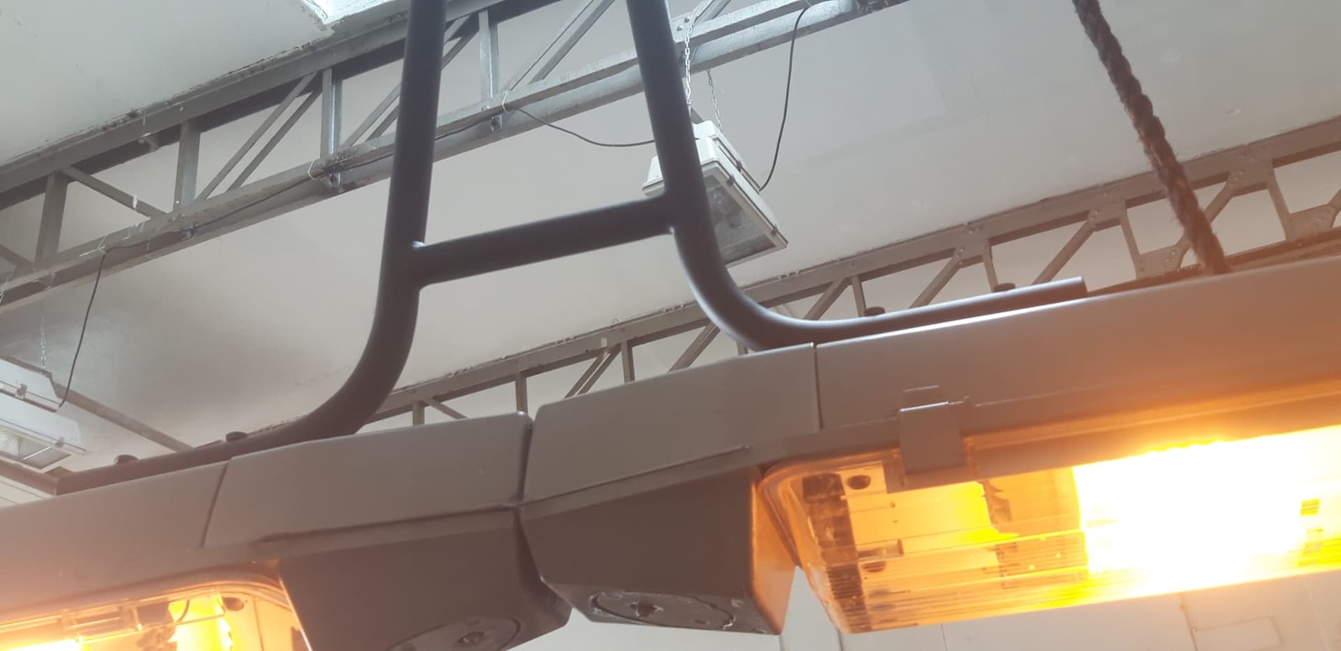 Hanglamp van oude straatlantaarns