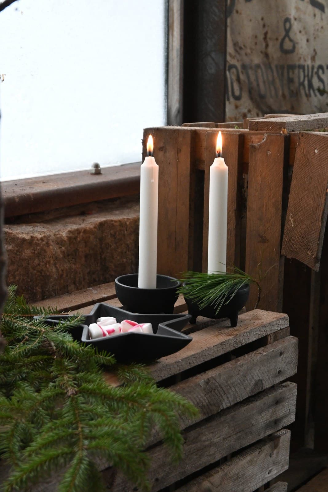 Westbo of Sweden gietijzeren kandelaar